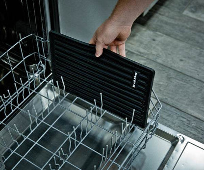 Broil King - Magnetic Silicone Side Shelf Grill Mat Crown™